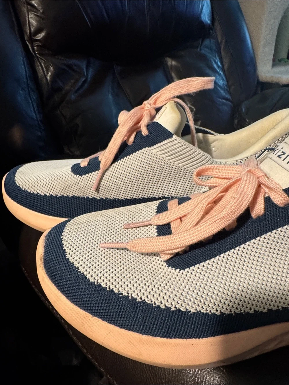 Women’s Kizik Athens Athletic Sneaker - Cream, Navy & Peach 9.5 WIDE width